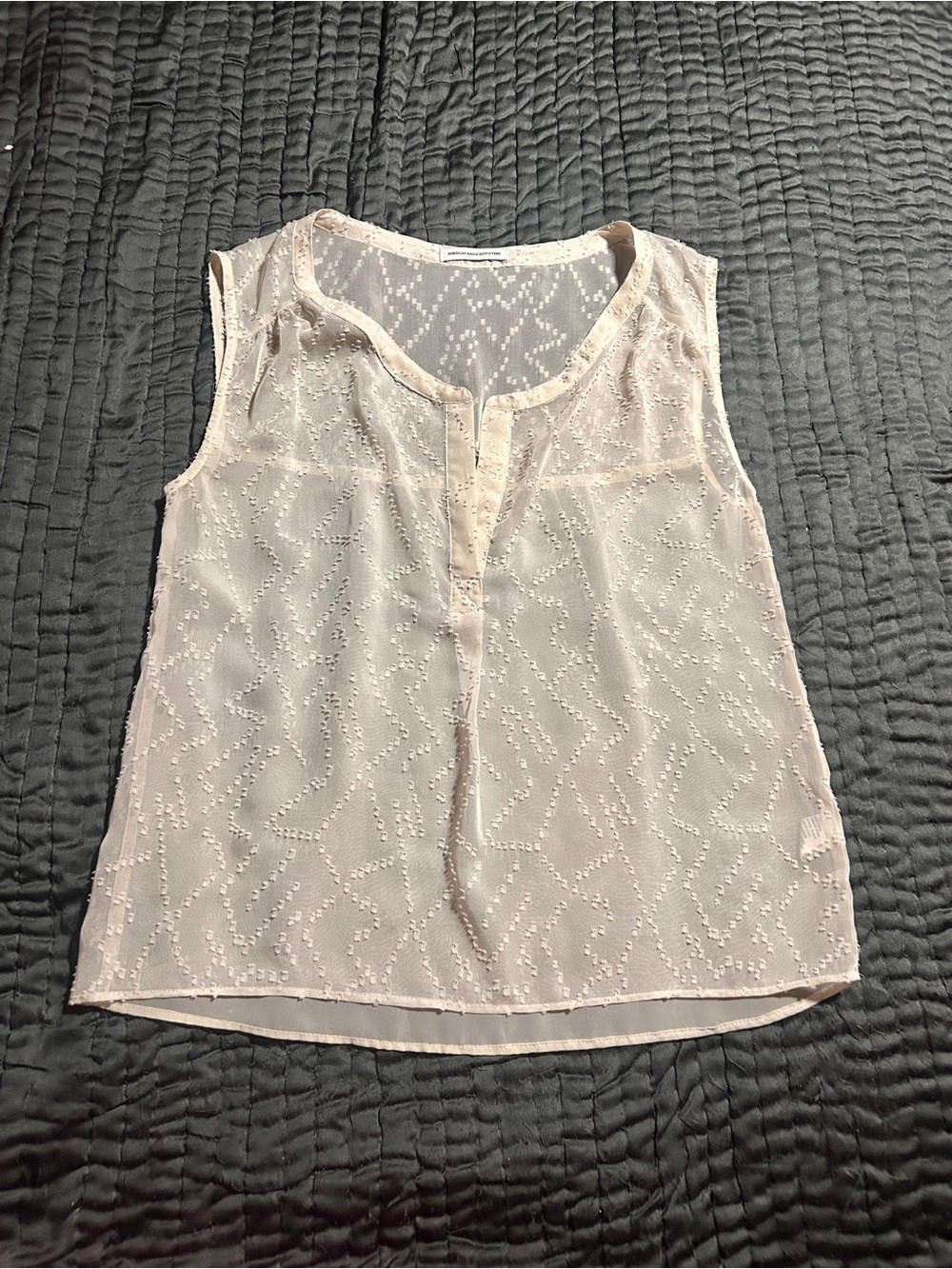 American Eagle Outfitters Ivory Cream Sleeveless Camisole Medium